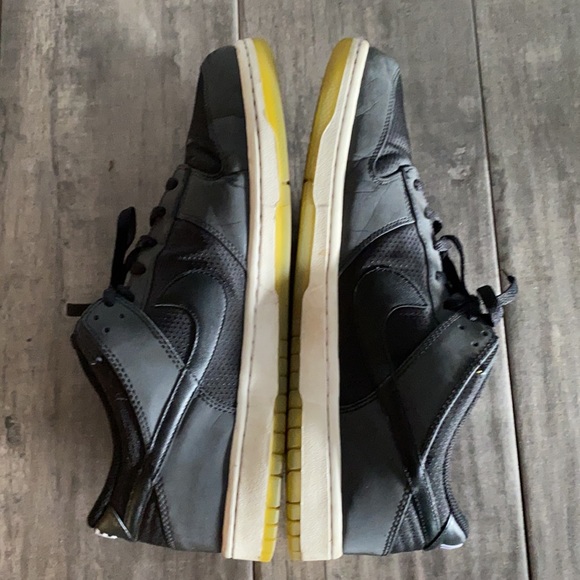 Nike dunk low supreme spark size 13 check the out thanks 🙏 - Picture 6 of 10